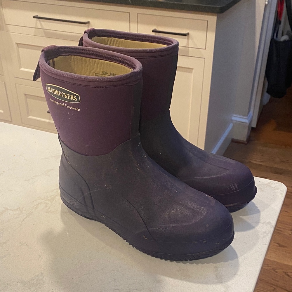 Women's Purple Mudruckers Winter Boots